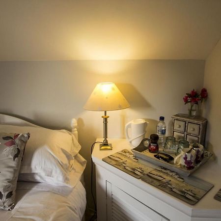 Fern Lodge Guesthouse Hythe  Ngoại thất bức ảnh