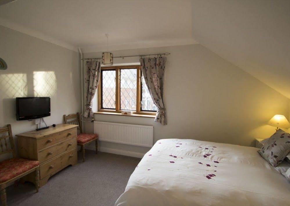 Fern Lodge Guesthouse Hythe  Ngoại thất bức ảnh