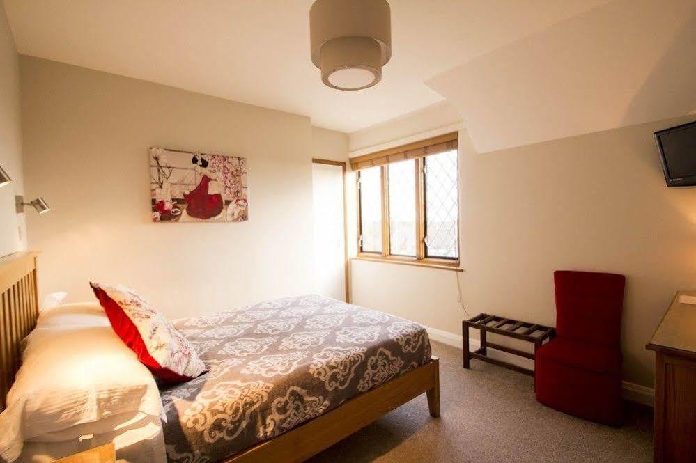 Fern Lodge Guesthouse Hythe  Ngoại thất bức ảnh