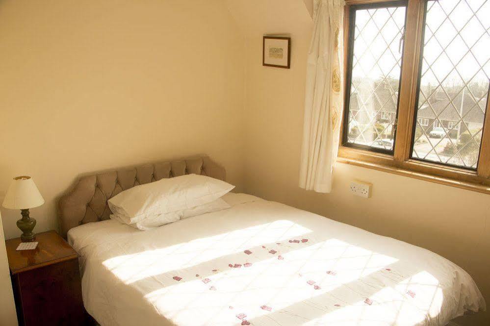 Fern Lodge Guesthouse Hythe  Ngoại thất bức ảnh